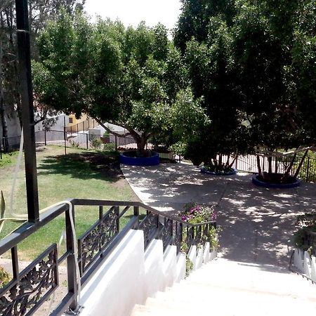 Quinta Los Arrayanes Hotel Енсенада Екстериор снимка